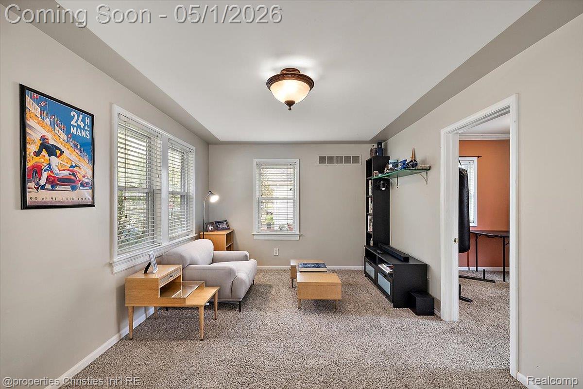 1691 Catalpa Drive