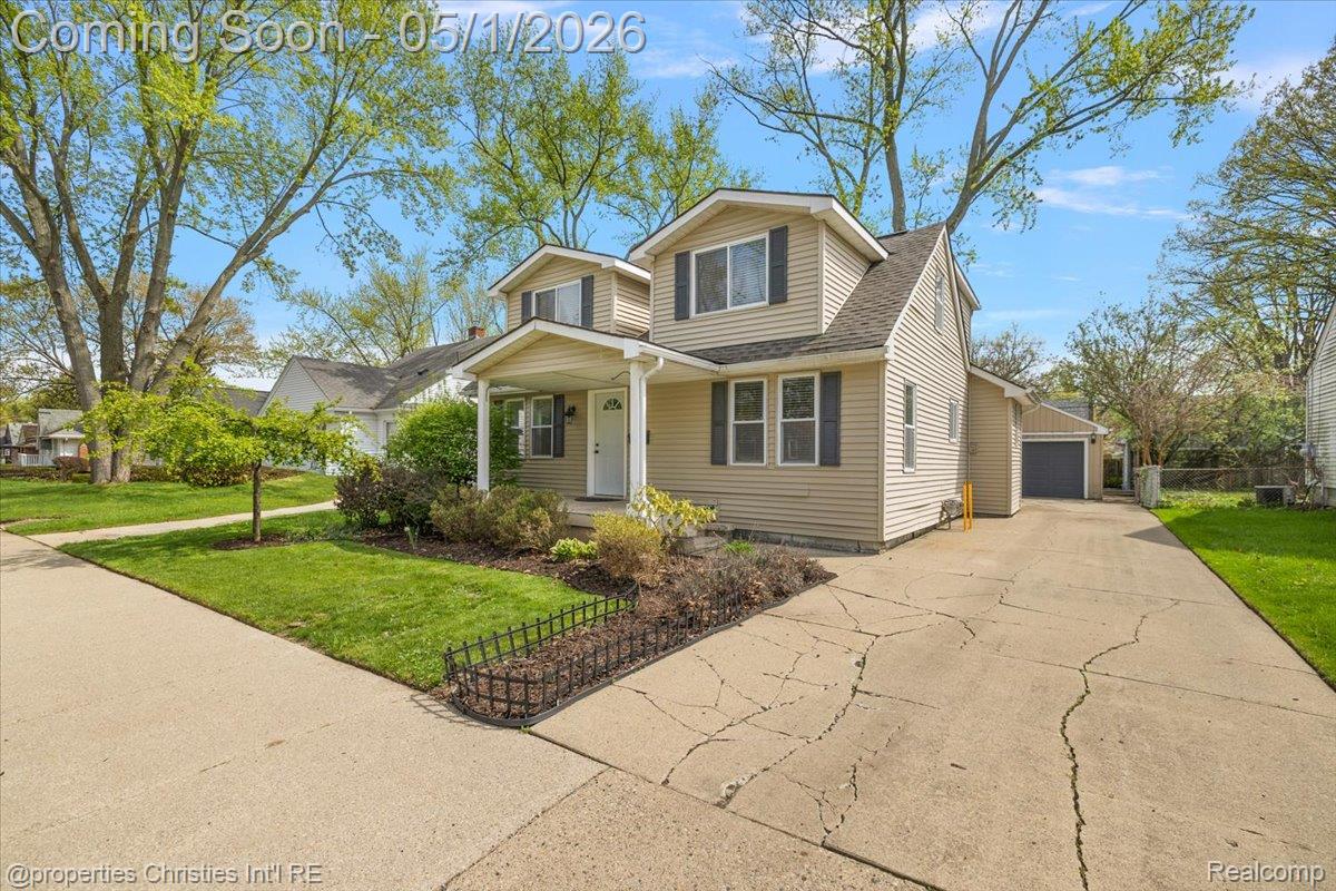 1691 Catalpa Drive