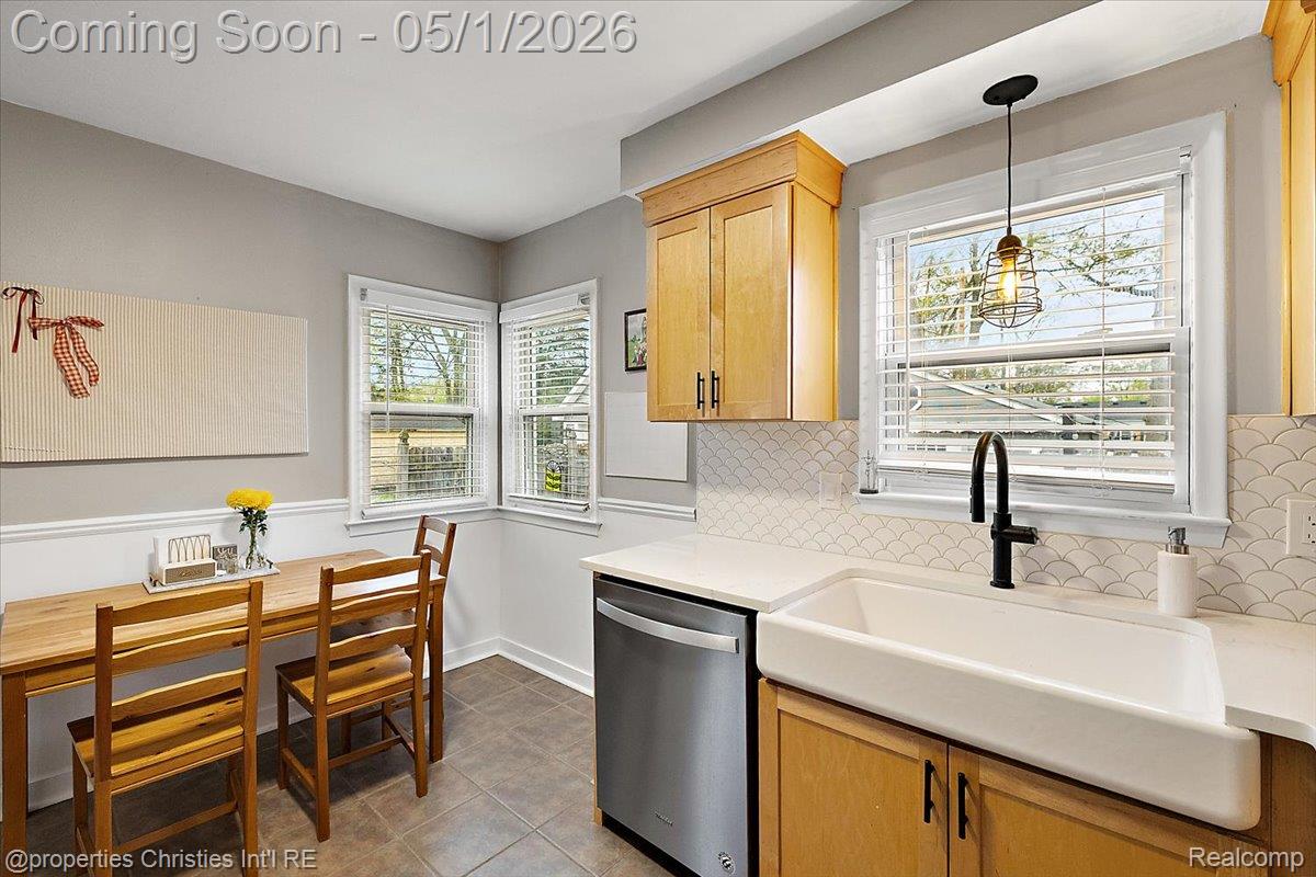 926 Catalpa Drive