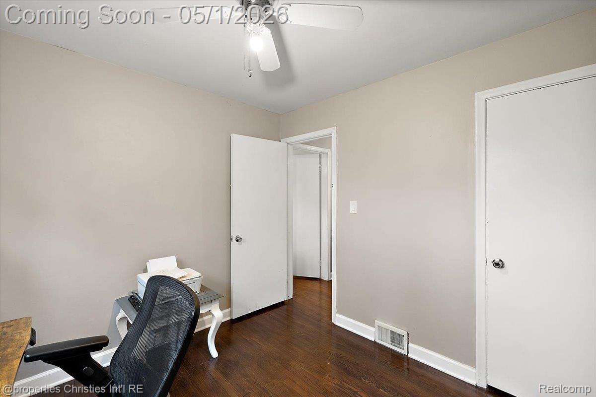 926 Catalpa Drive