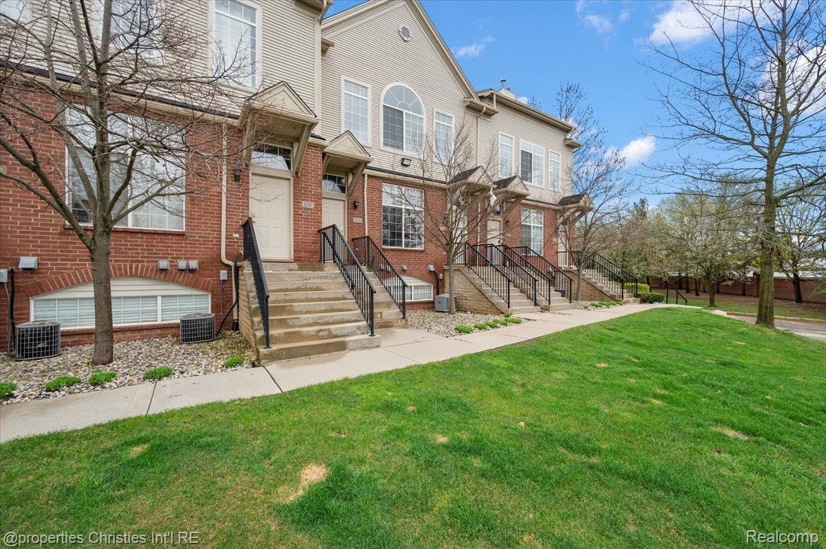 30784 Ardmore Court