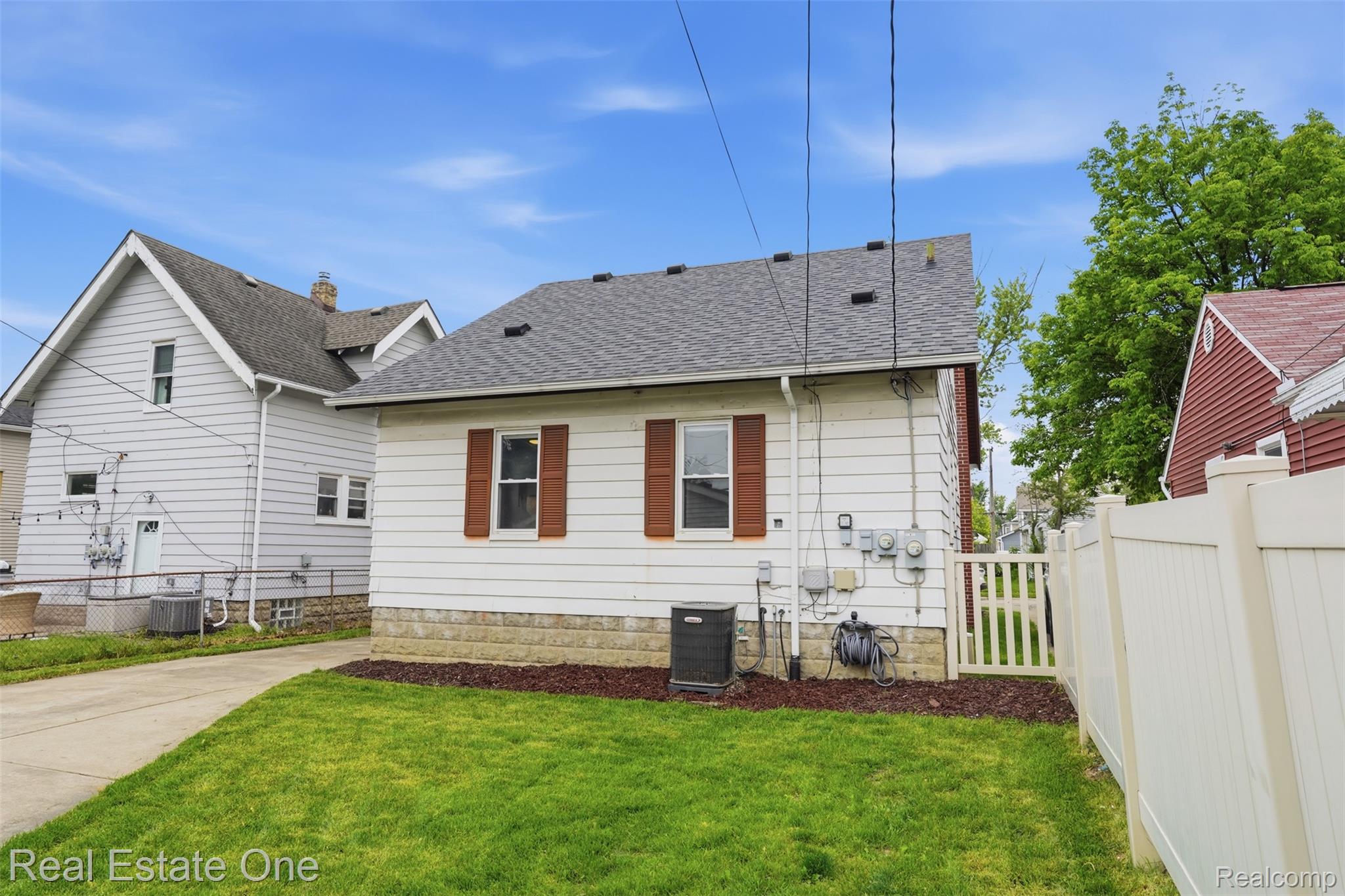 3600 Royal Avenue