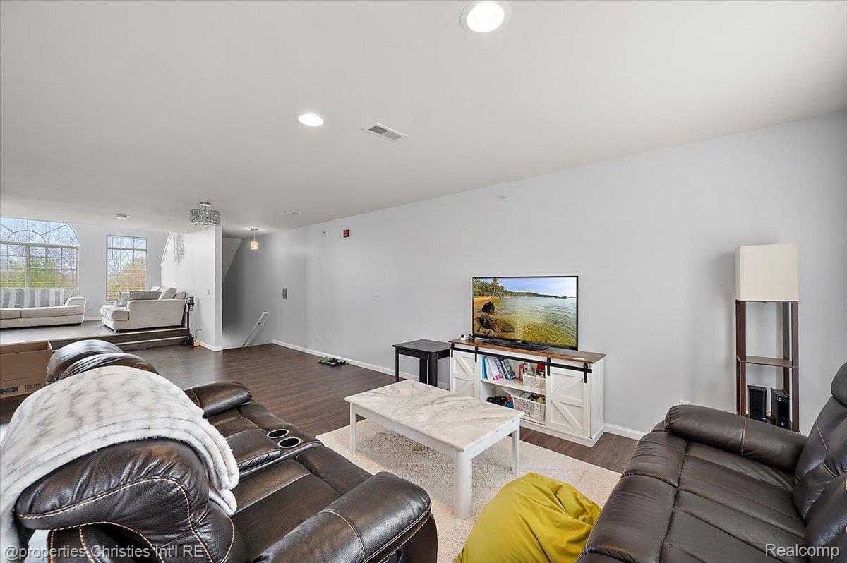 30784 Ardmore Court
