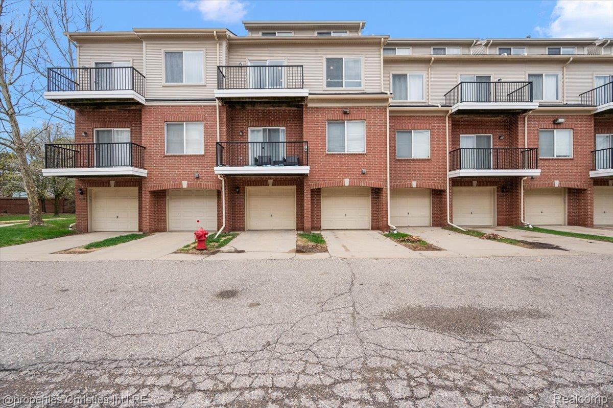 30784 Ardmore Court
