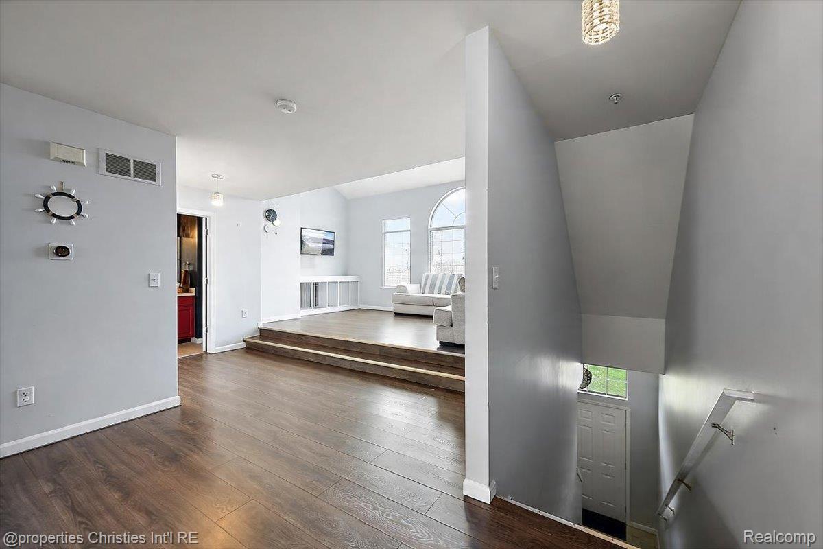 30784 Ardmore Court