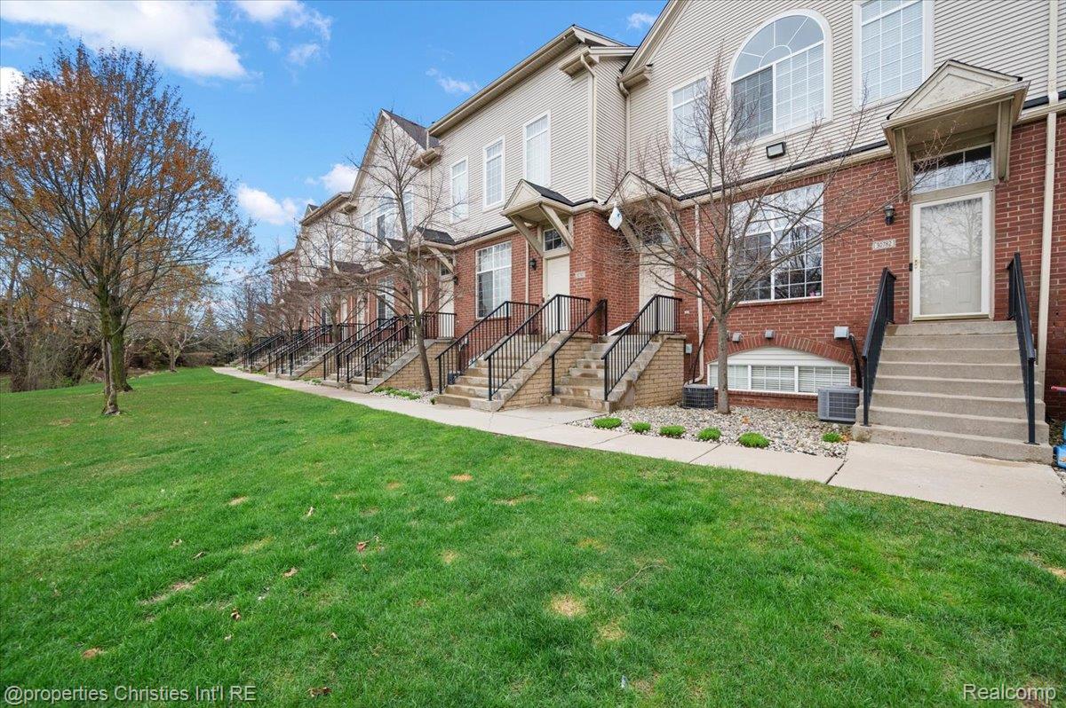 30784 Ardmore Court