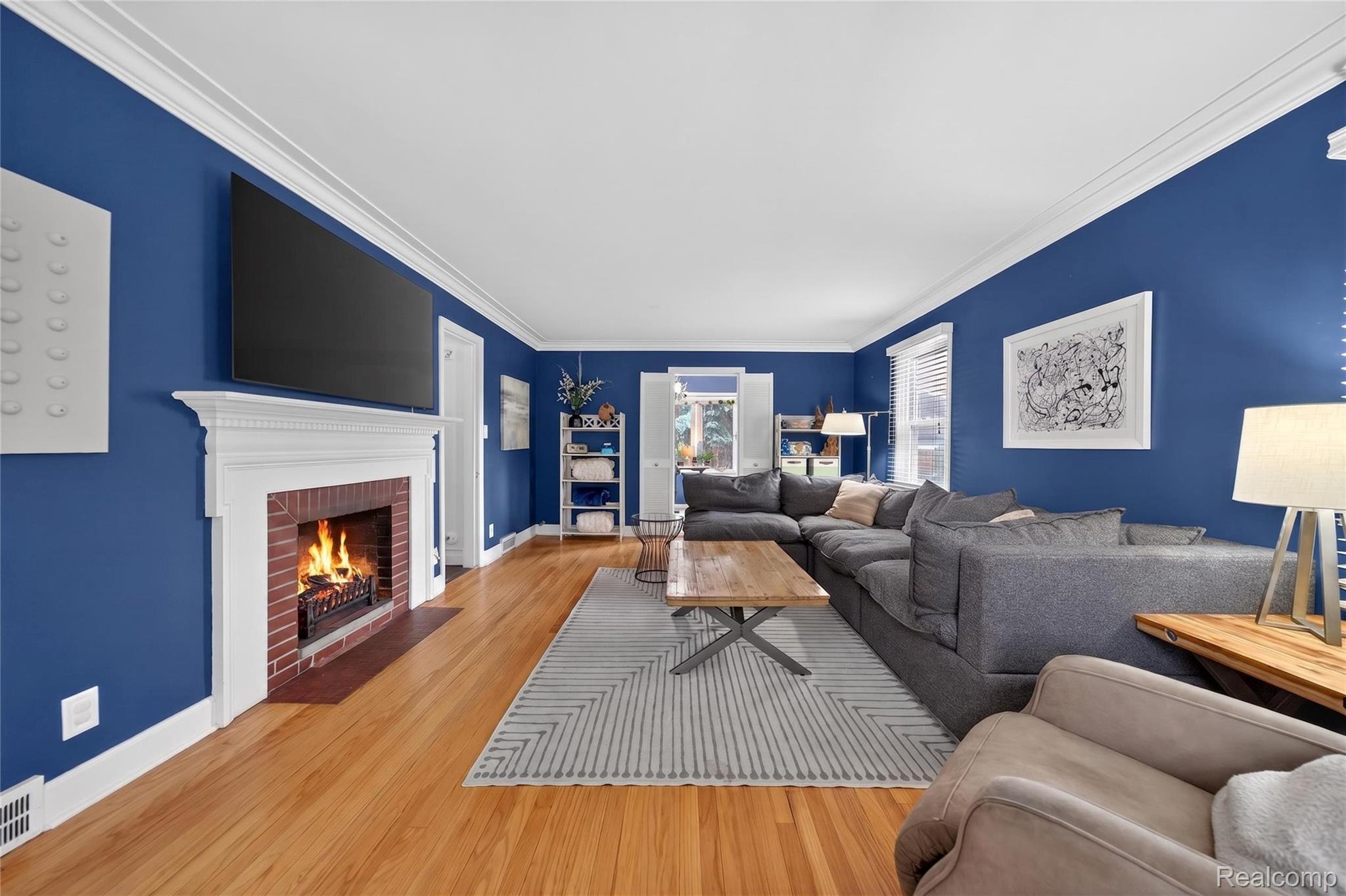 407 Waverley Avenue