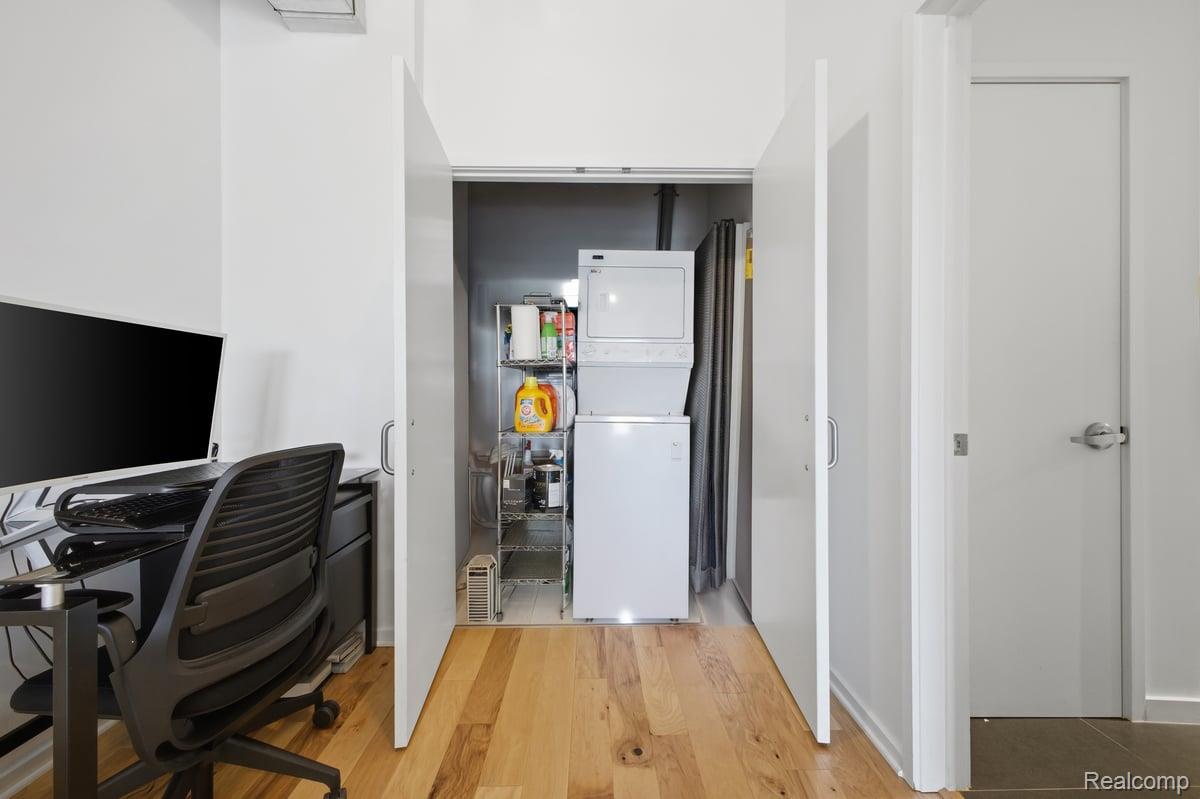 211 E E 9 Mile Road Road Unit: 313