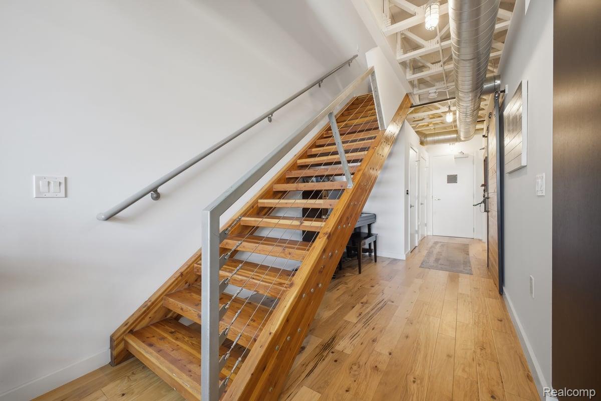211 E E 9 Mile Road Road Unit: 313