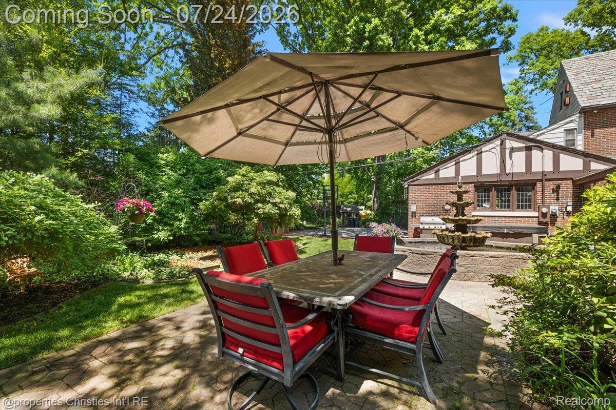 316 Hendrie Boulevard