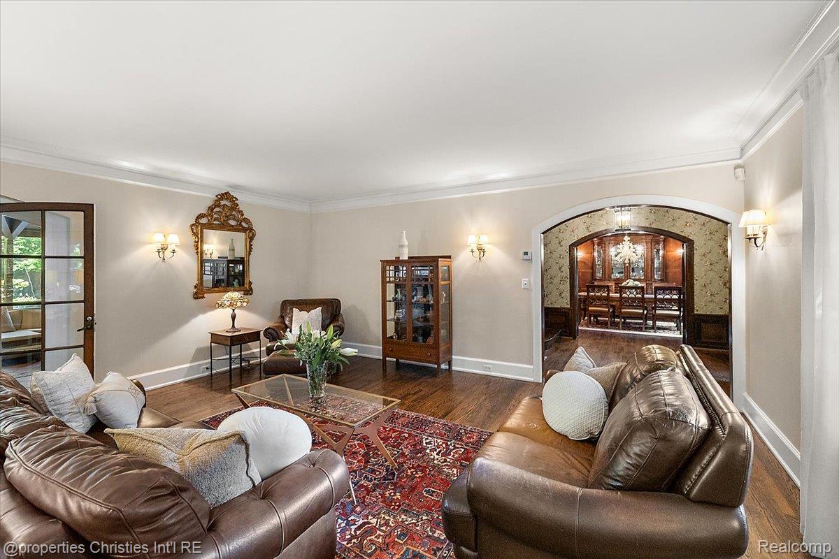 316 Hendrie Boulevard