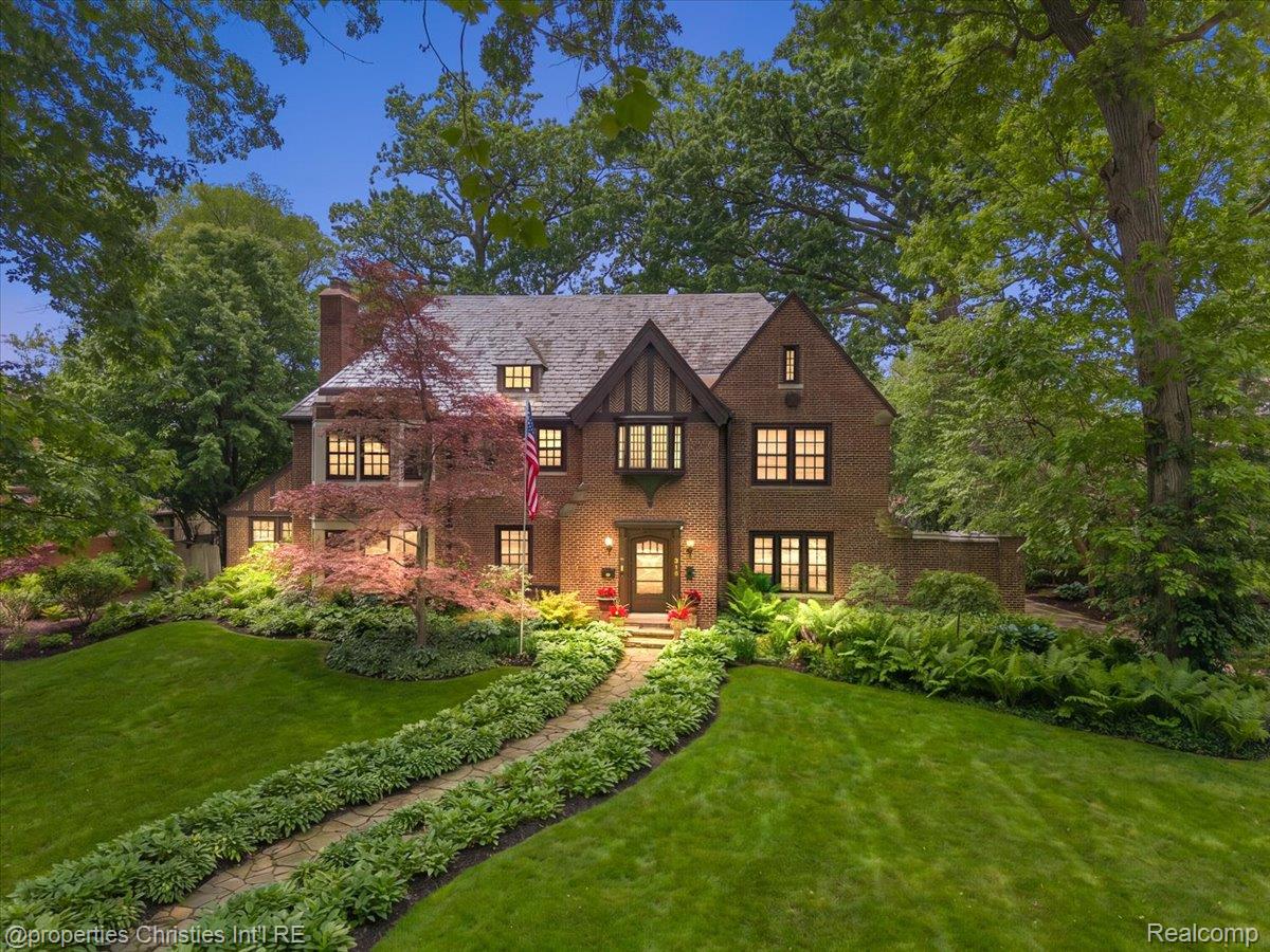 316 Hendrie Boulevard