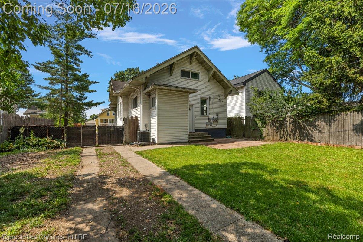 1416 W Marshall Street