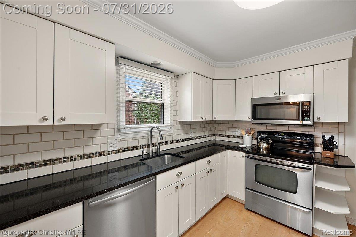 32200 Verona Circle