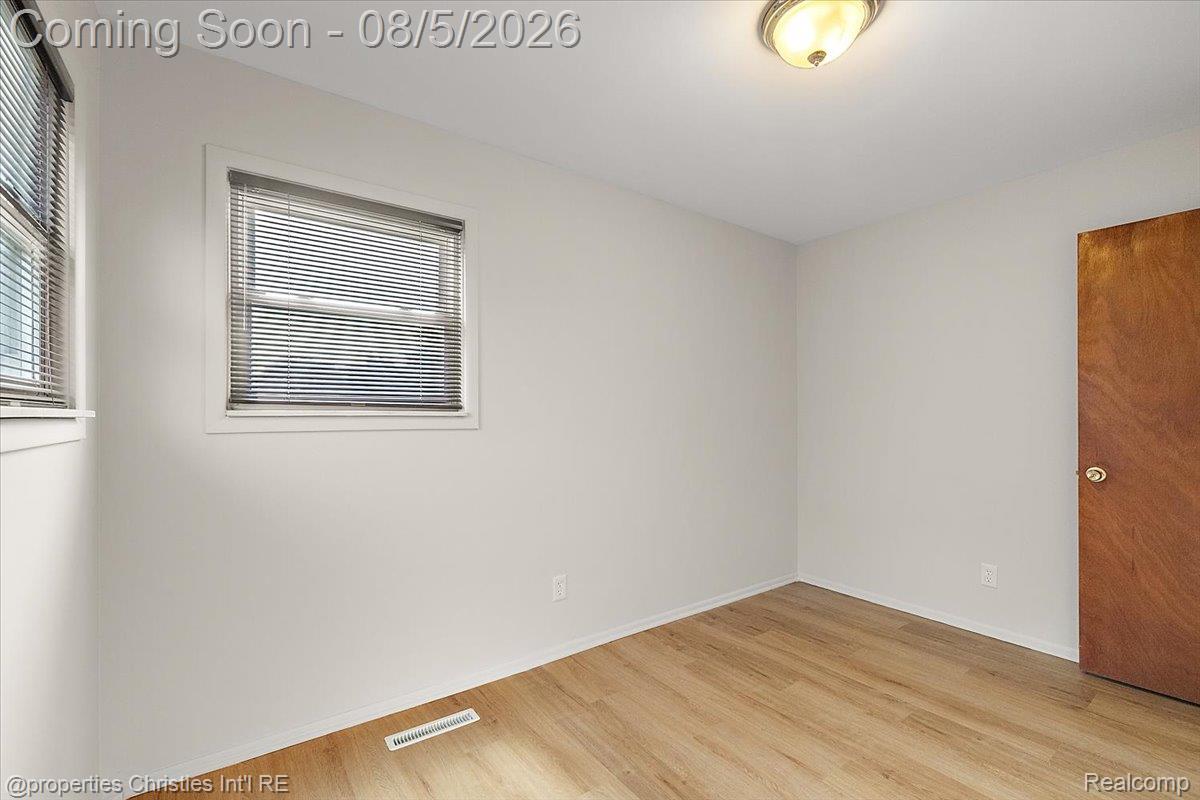 14048 Belsay Road N