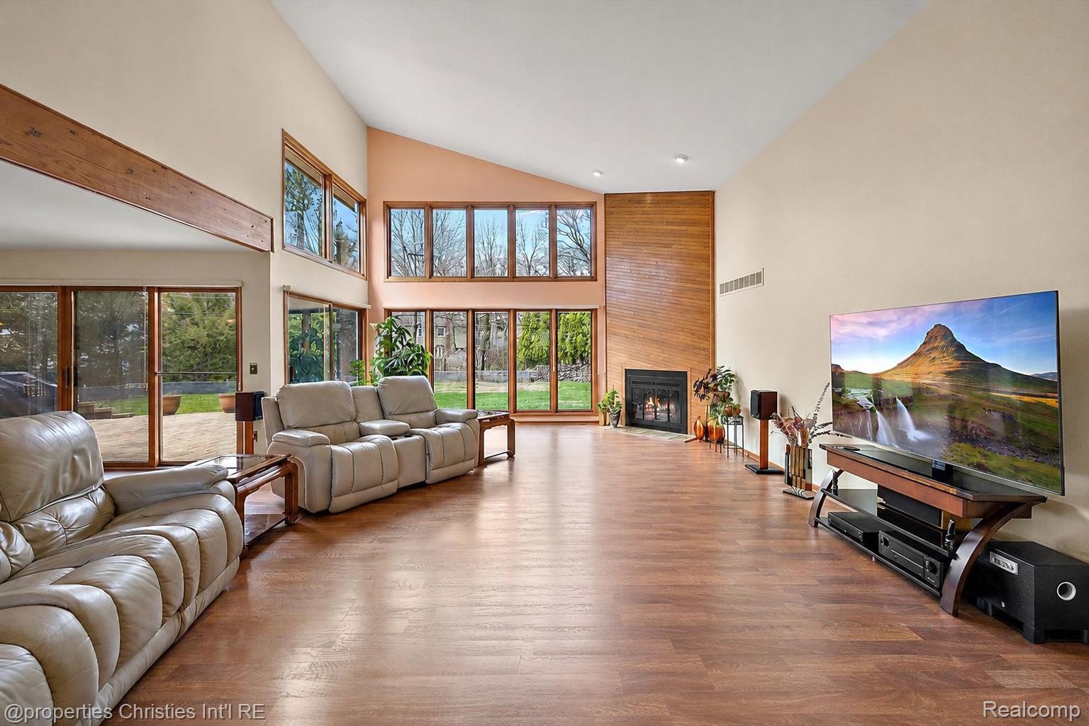 4566 Walden Drive