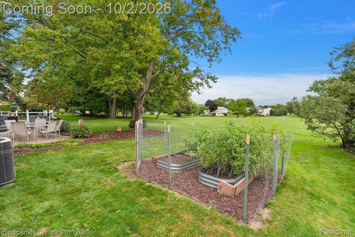 36342 Old Homestead Drive