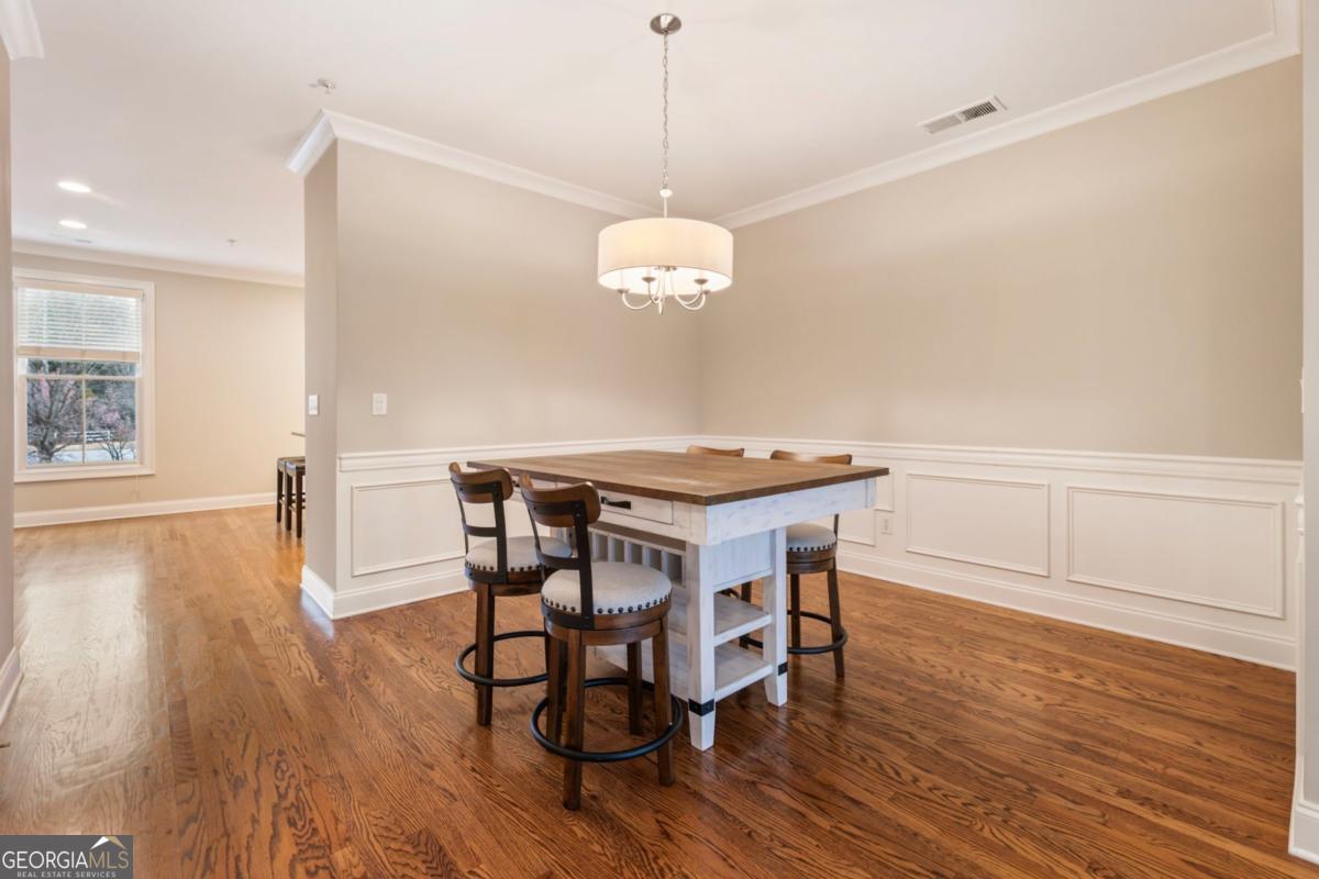 5905 Waters Edge Trail