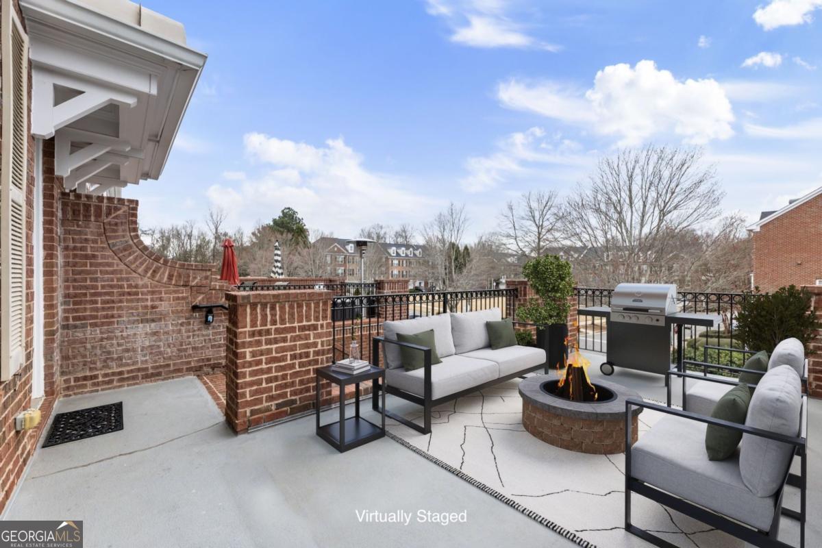 5905 Waters Edge Trail