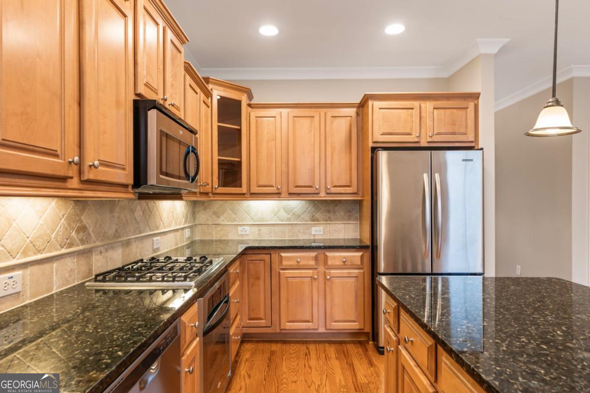 5905 Waters Edge Trail