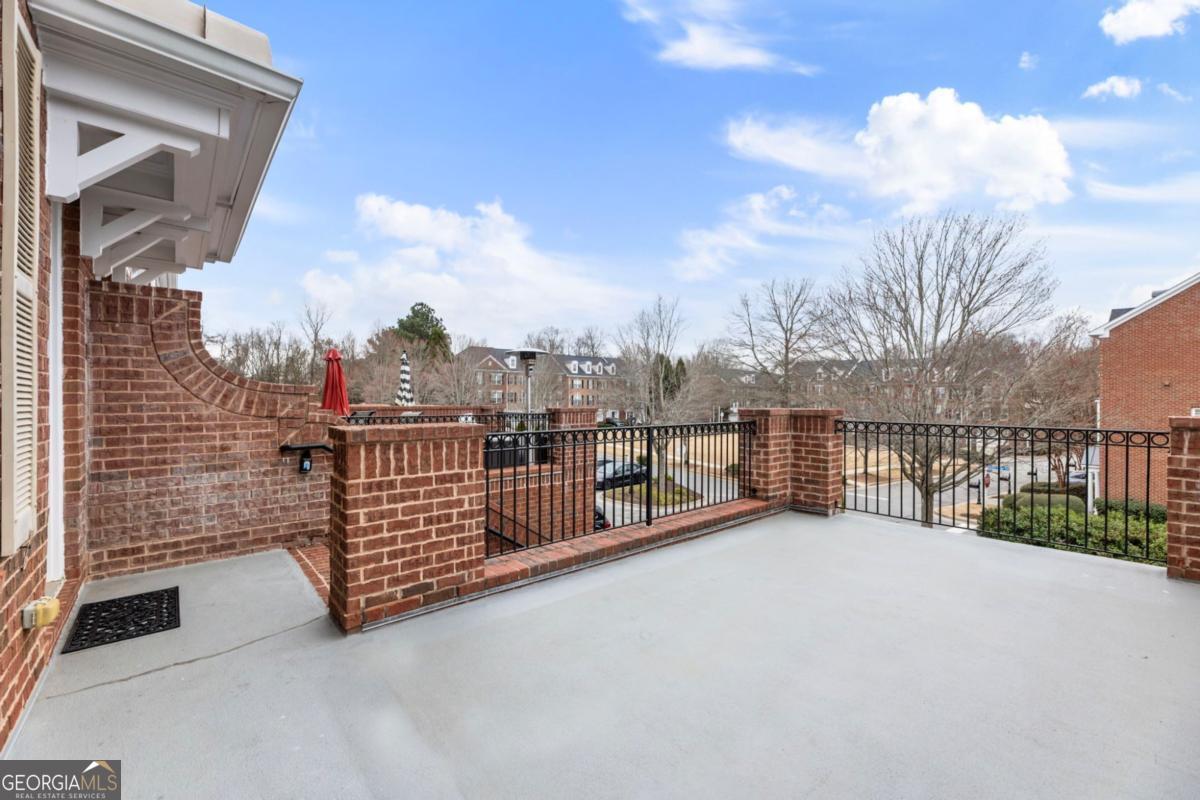 5905 Waters Edge Trail