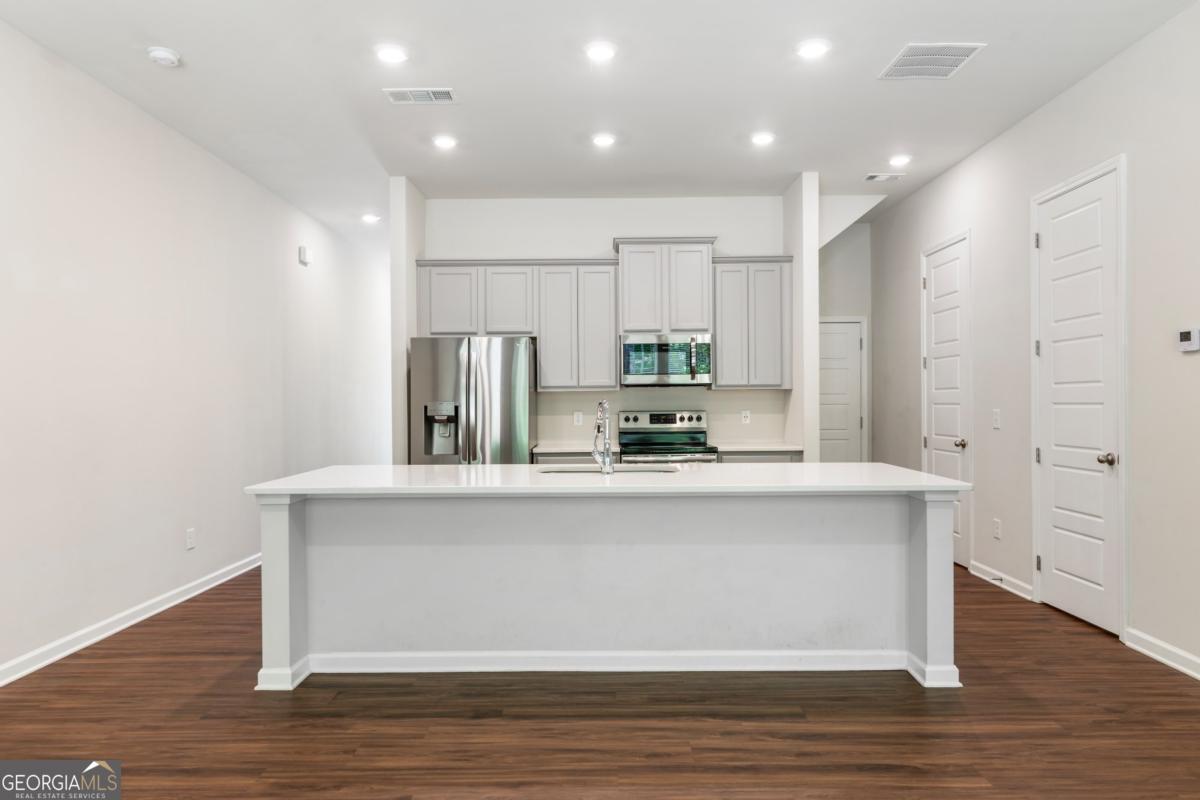 487 Bishop Lane