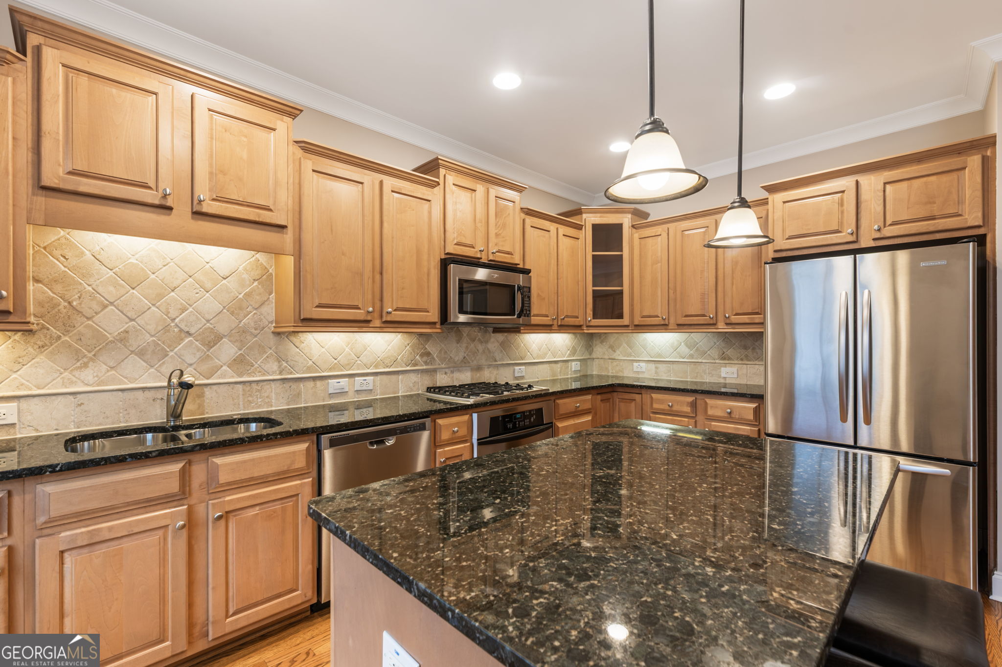5905 Waters Edge Trail