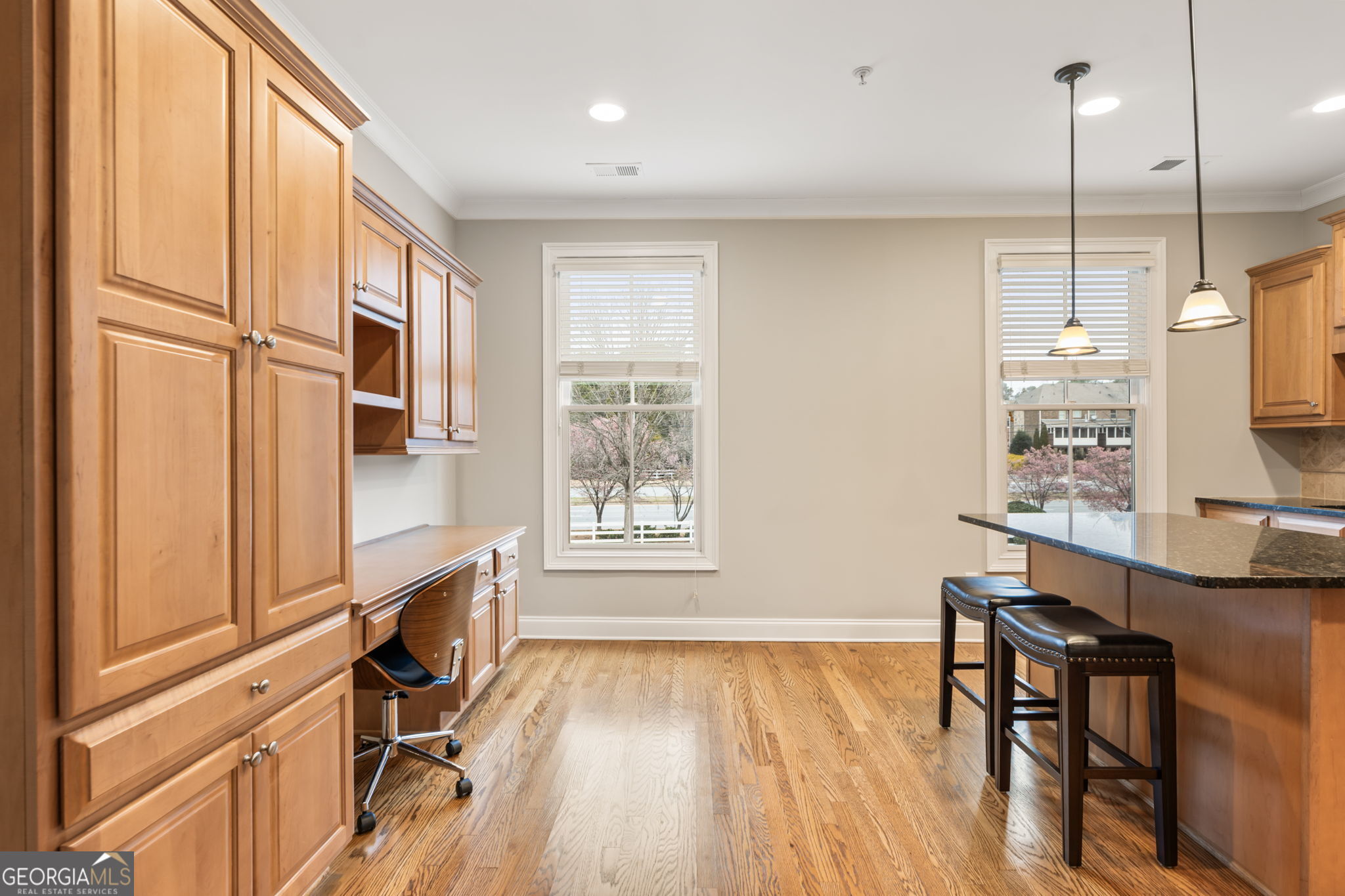 5905 Waters Edge Trail