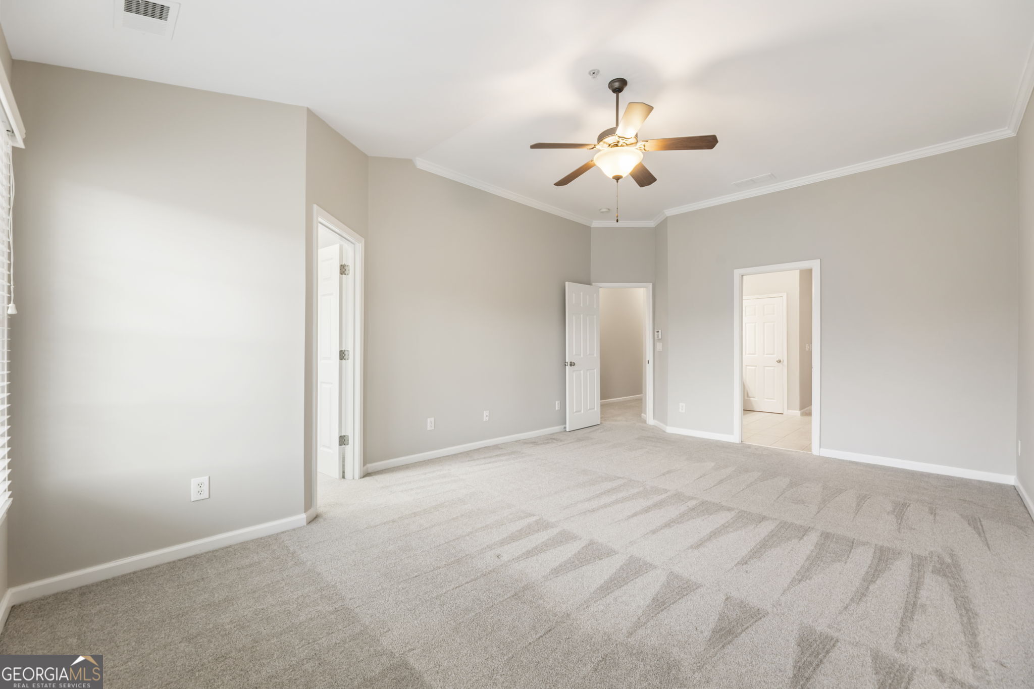5905 Waters Edge Trail