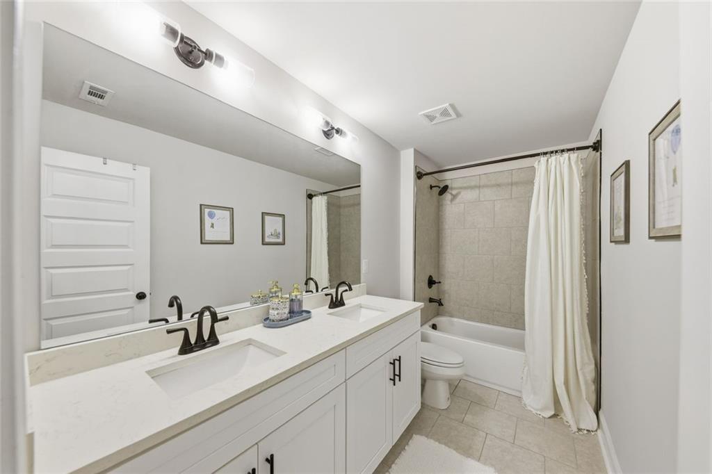 4125 Golden Knoll Road