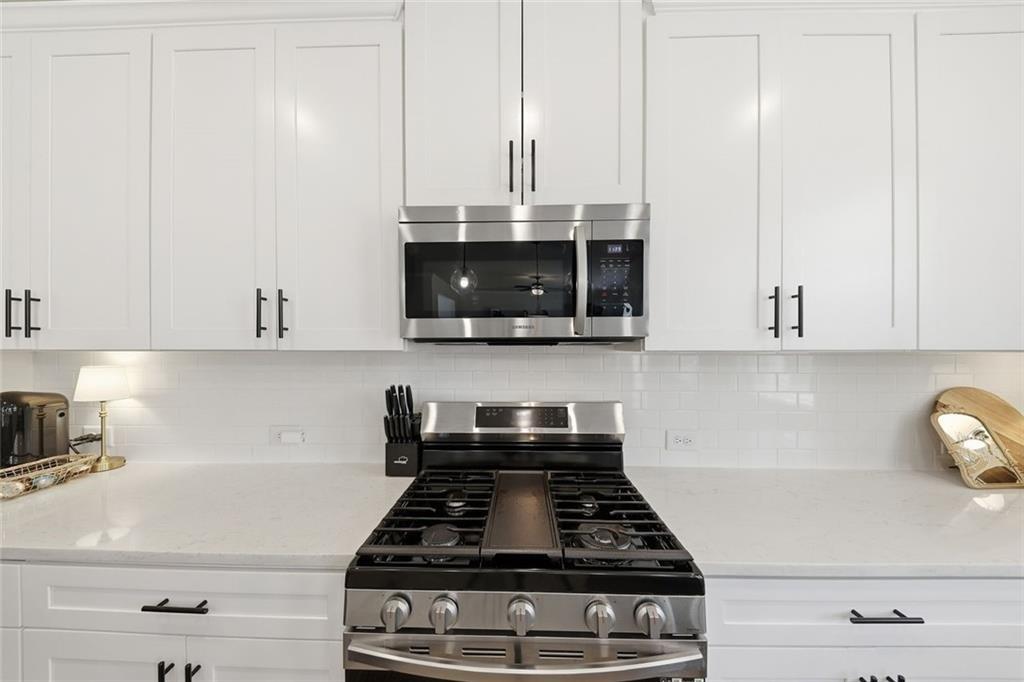 4125 Golden Knoll Road