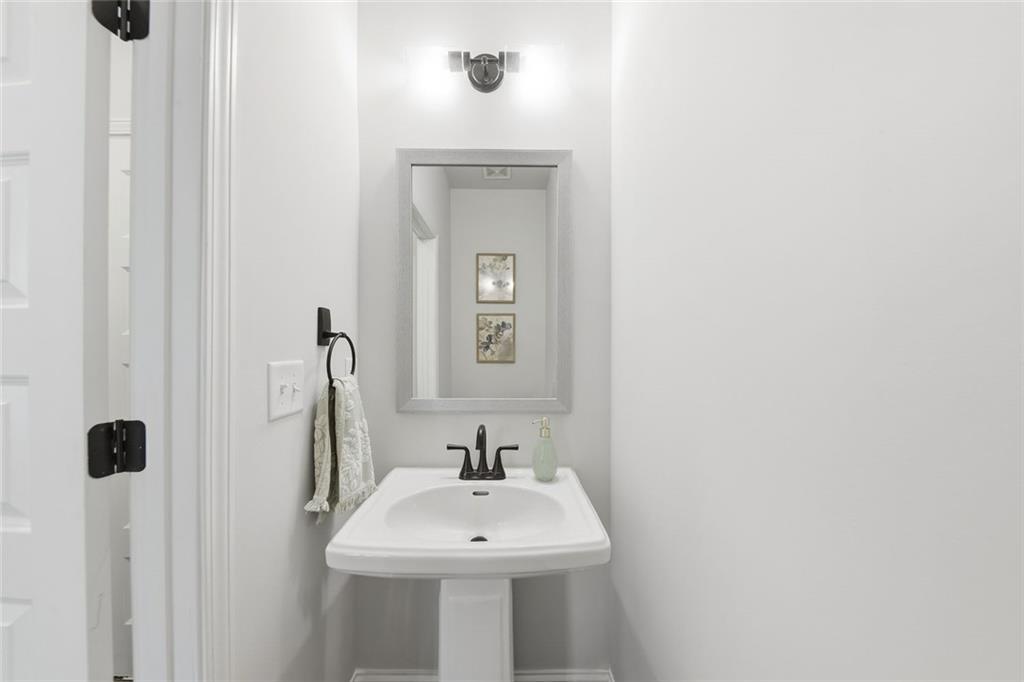 4125 Golden Knoll Road