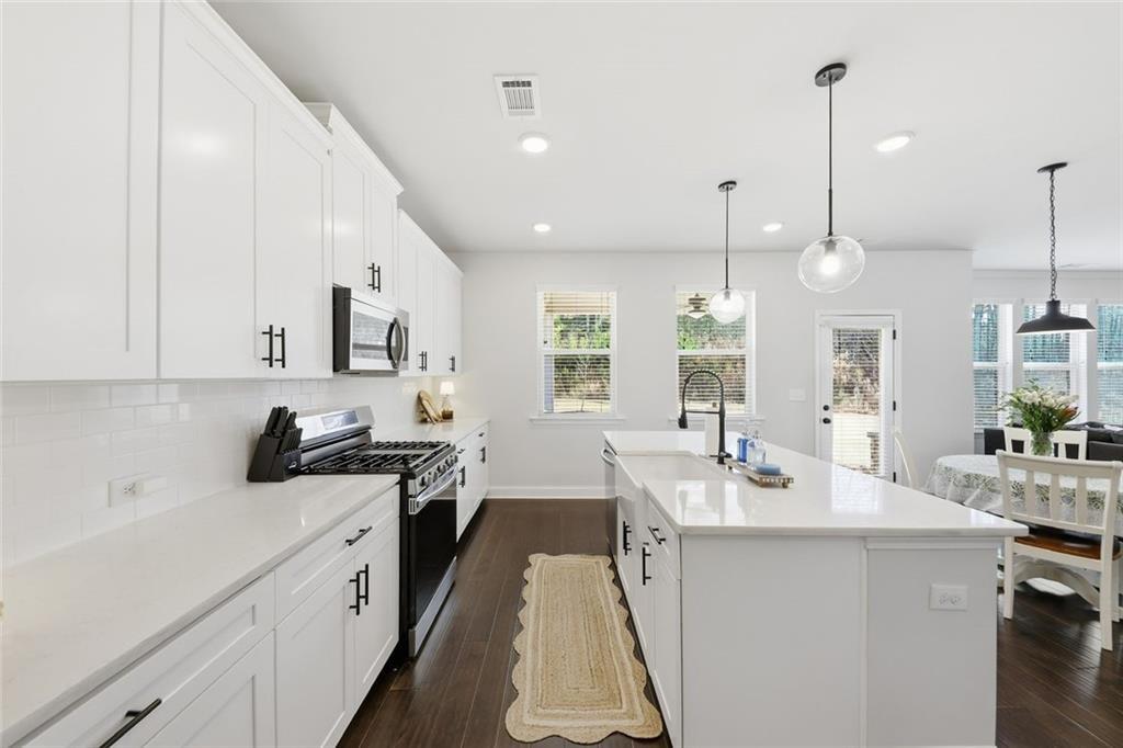 4125 Golden Knoll Road