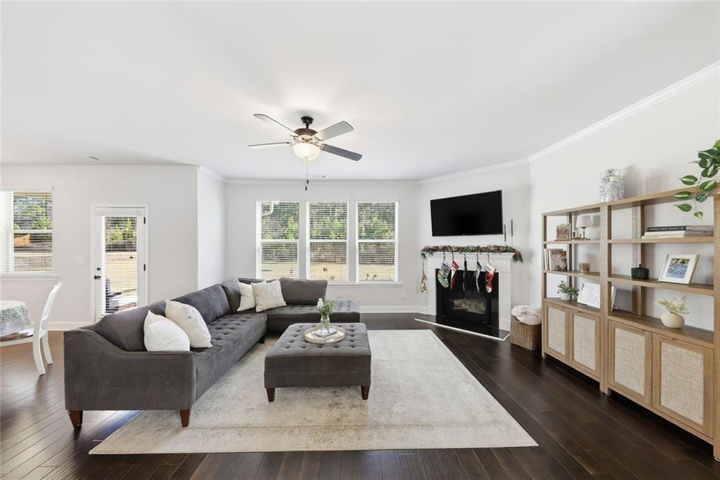 4125 Golden Knoll Road