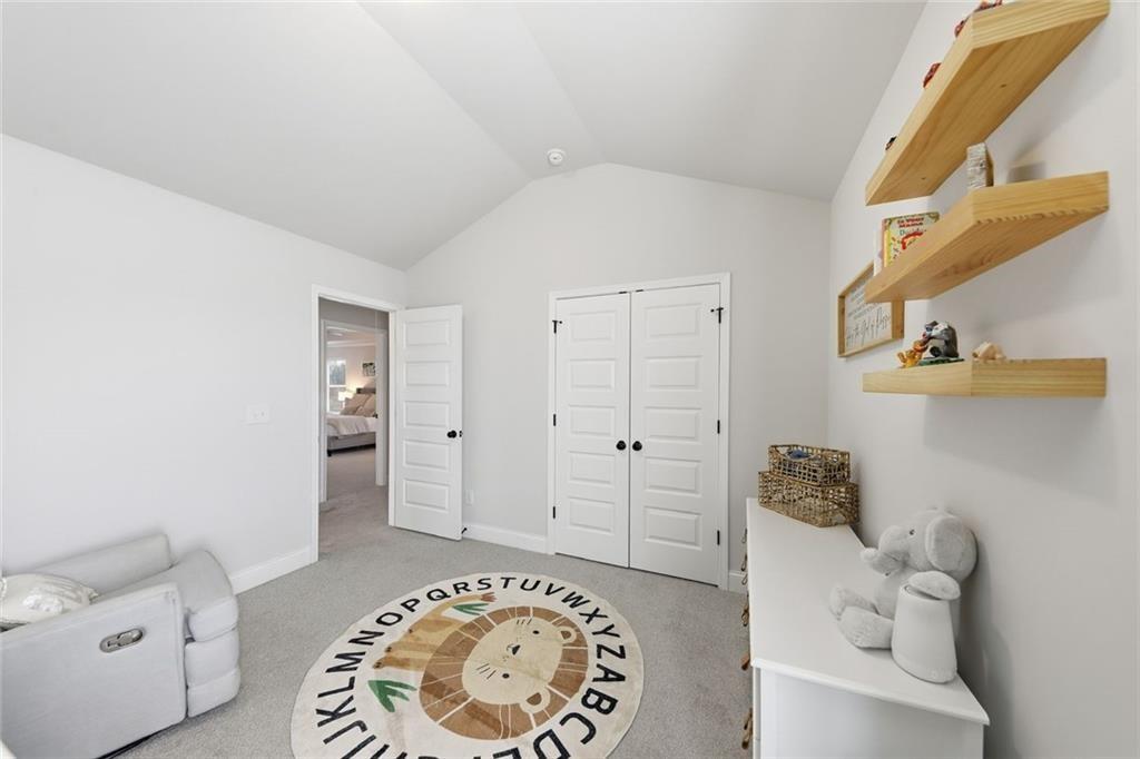 4125 Golden Knoll Road