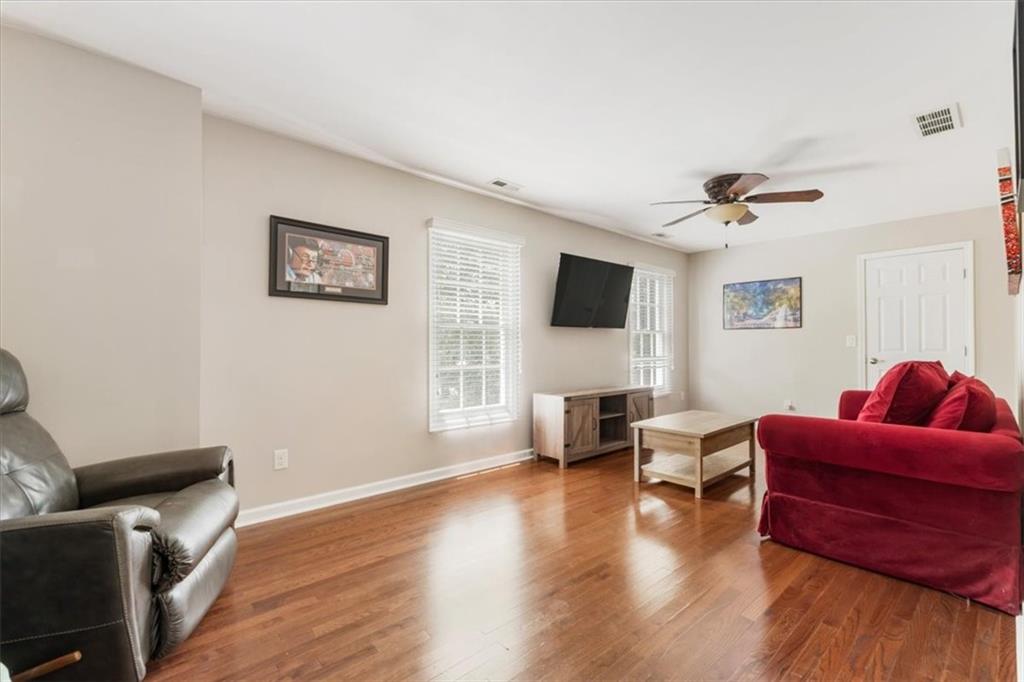 3085 Ivey Oaks Lane