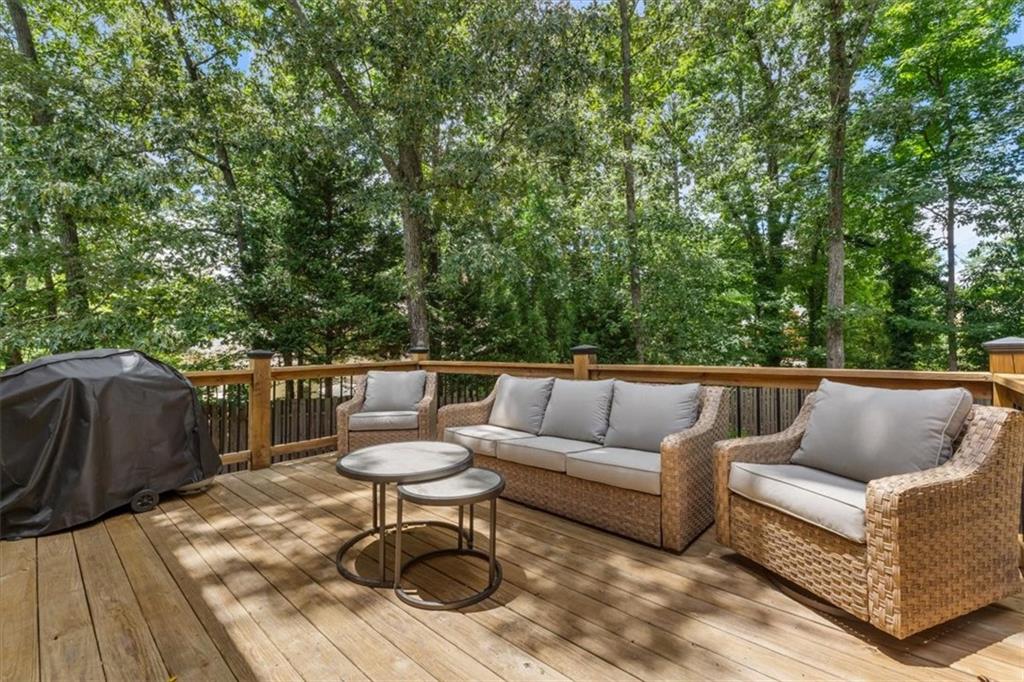3085 Ivey Oaks Lane
