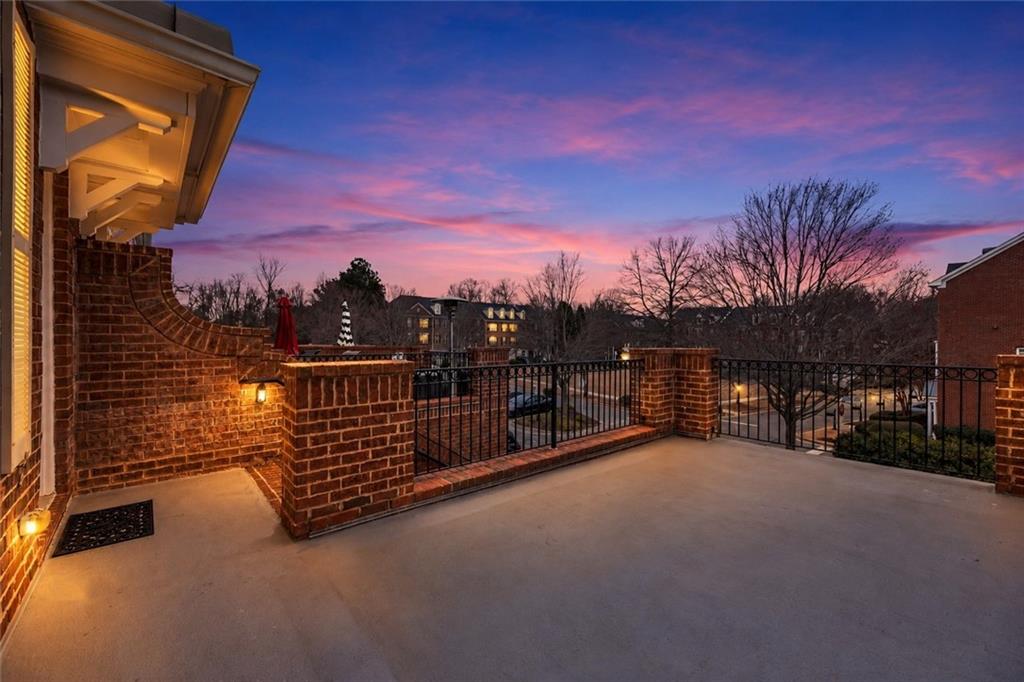 5905 Waters Edge Trail