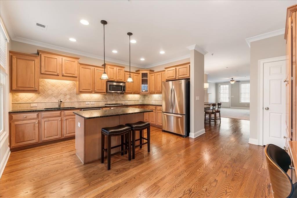 5905 Waters Edge Trail