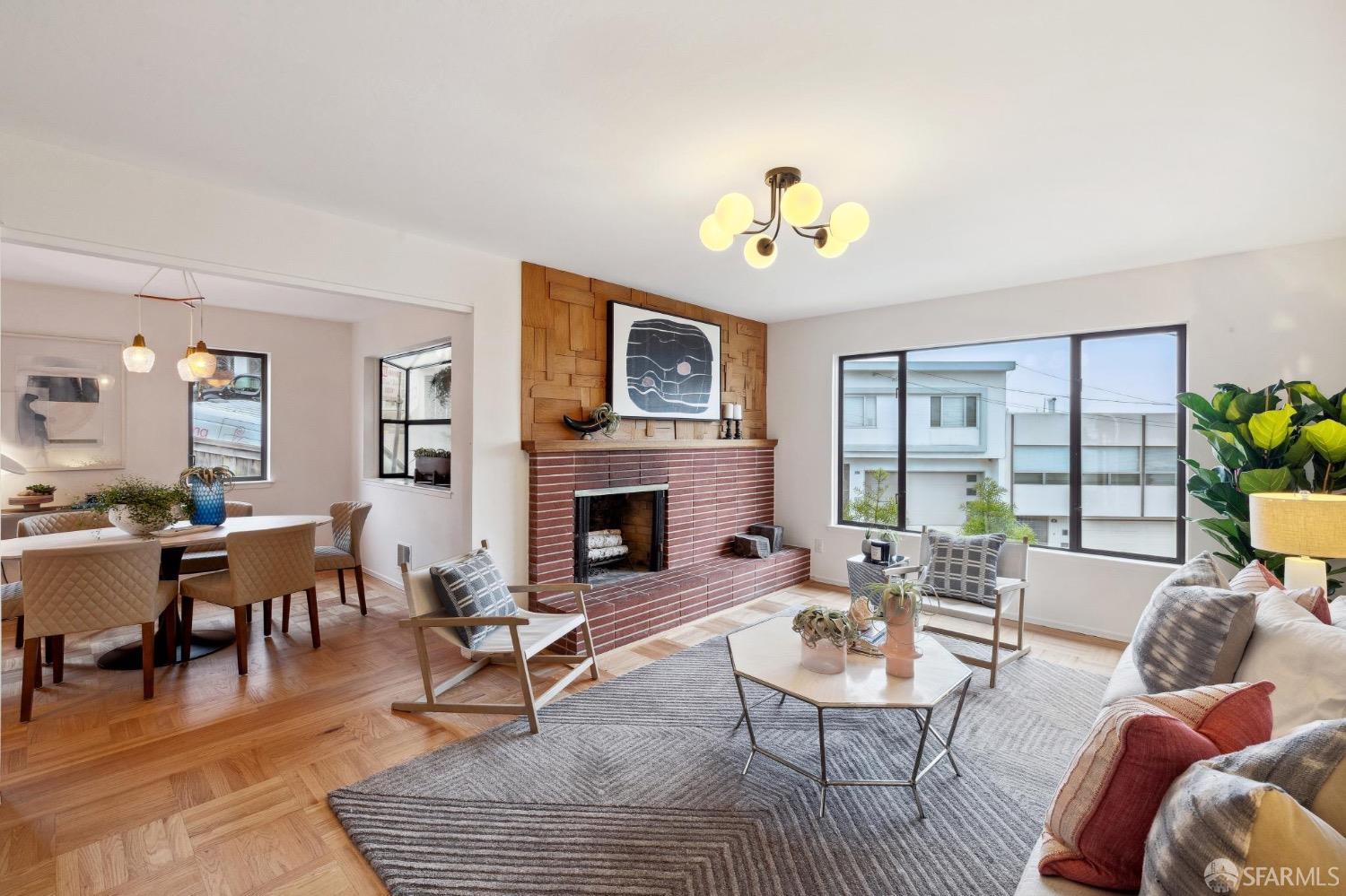35 Valmar Terrace