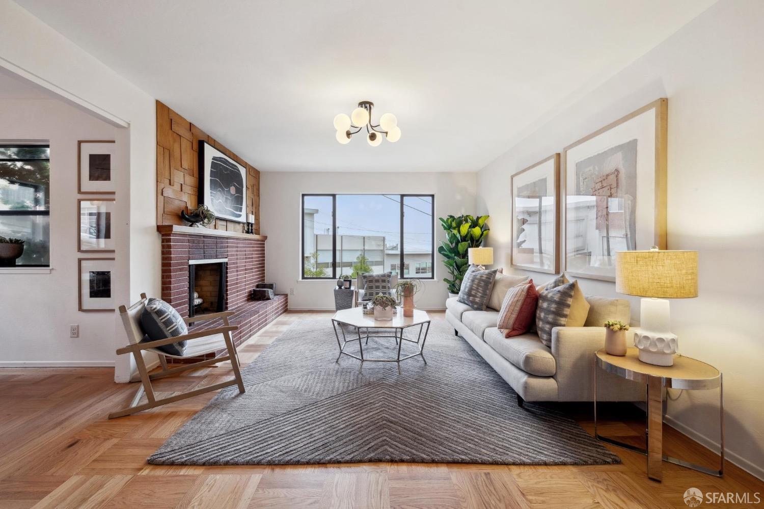 35 Valmar Terrace