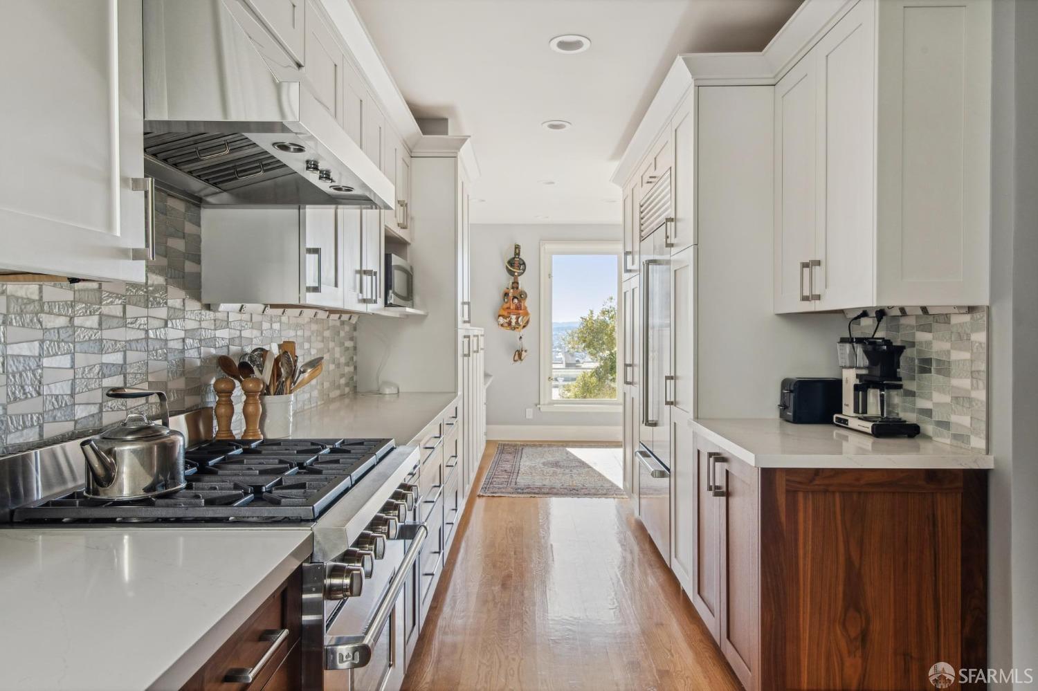 2241 Sacramento Street # 3