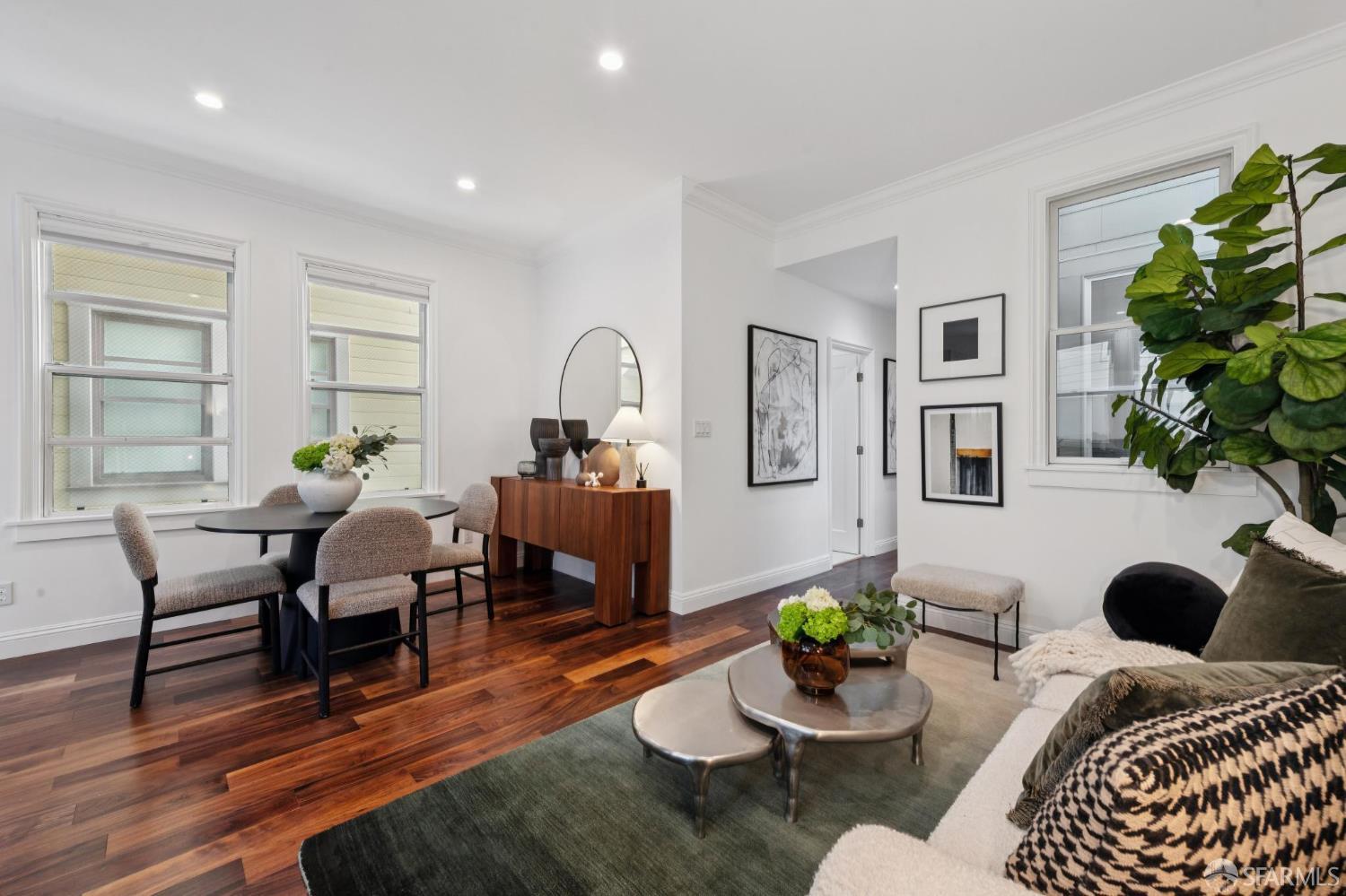 585 Francisco Street