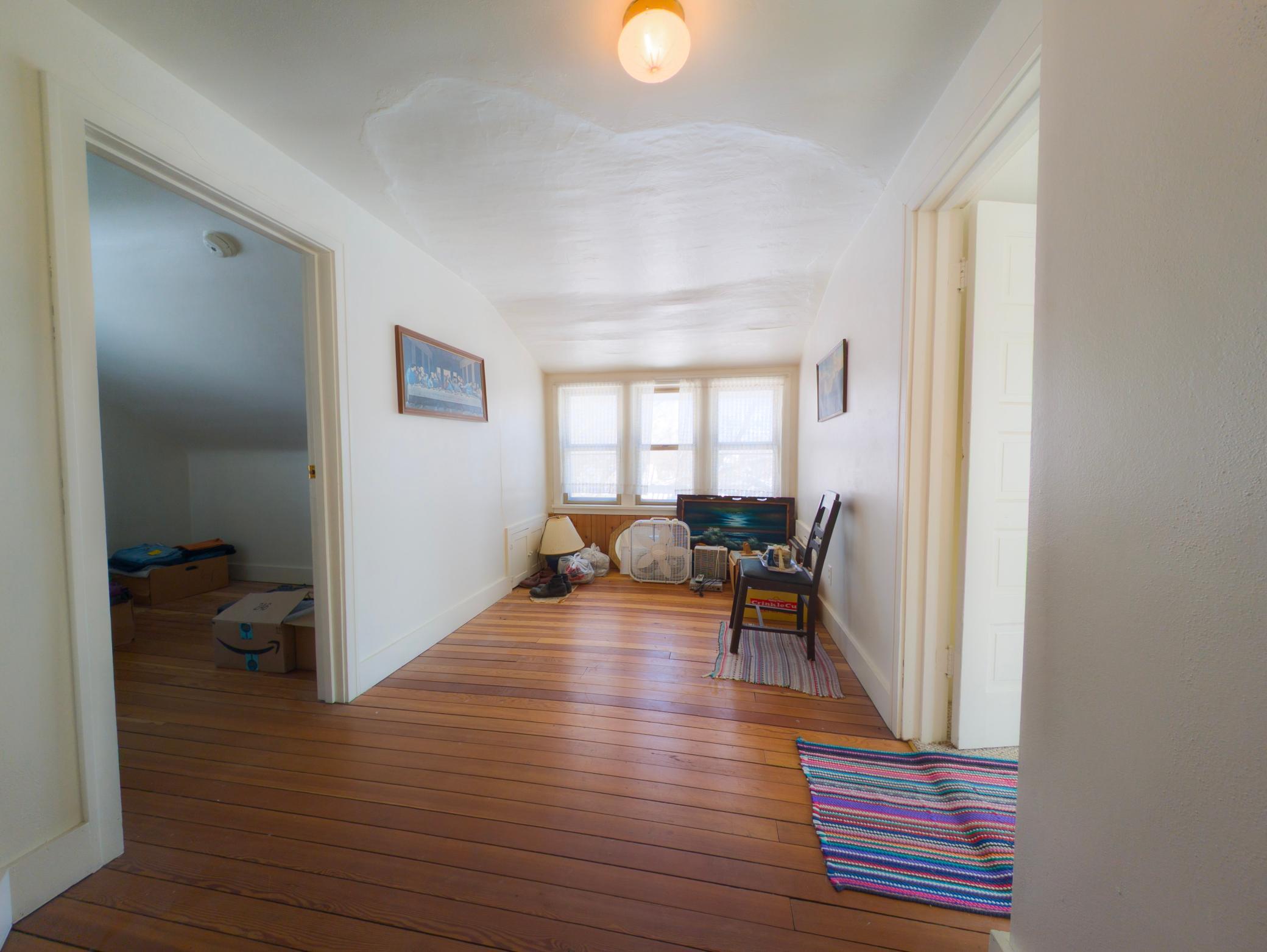 323 3rd Avenue NW