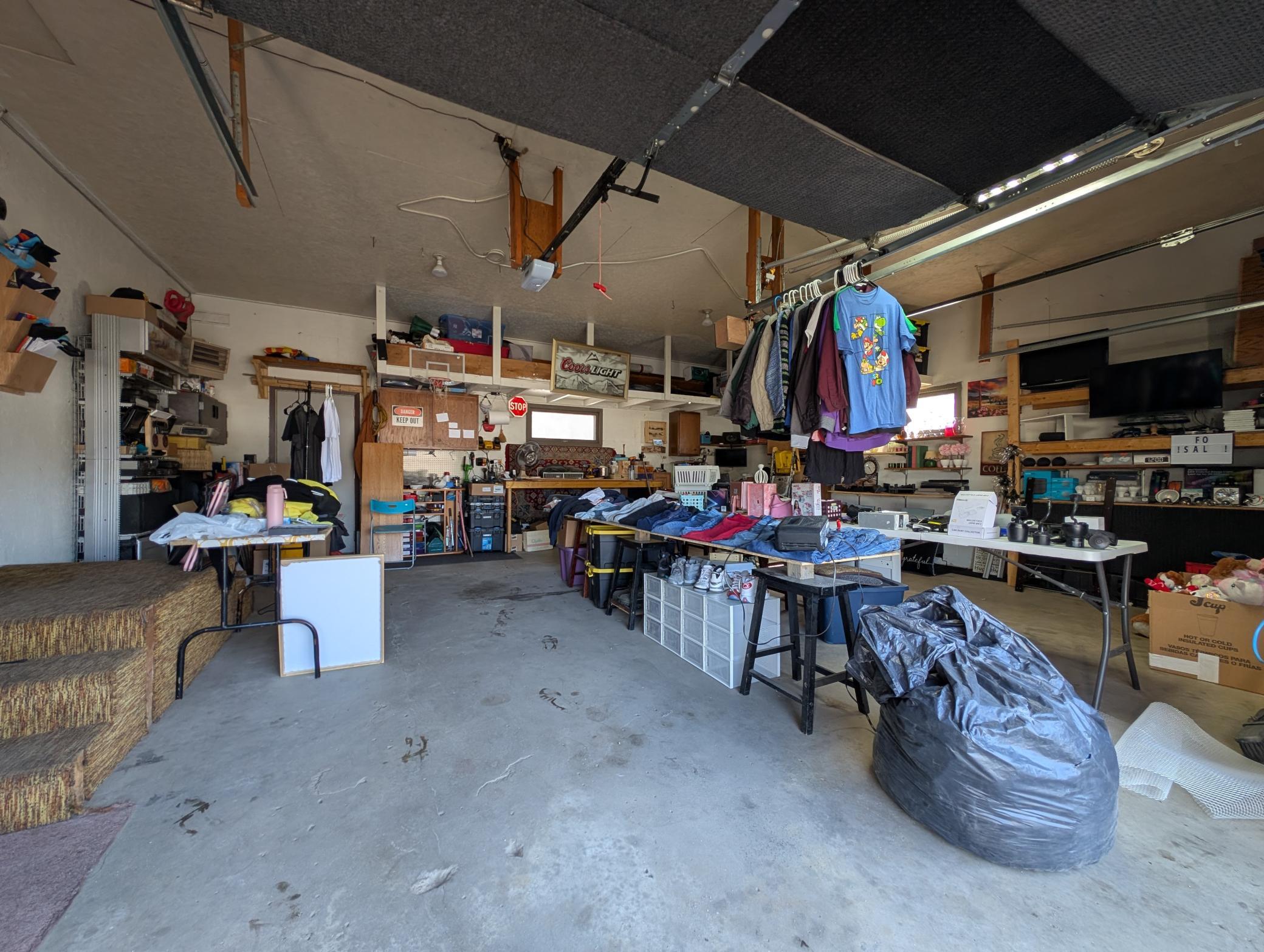 411 6th Avenue SW