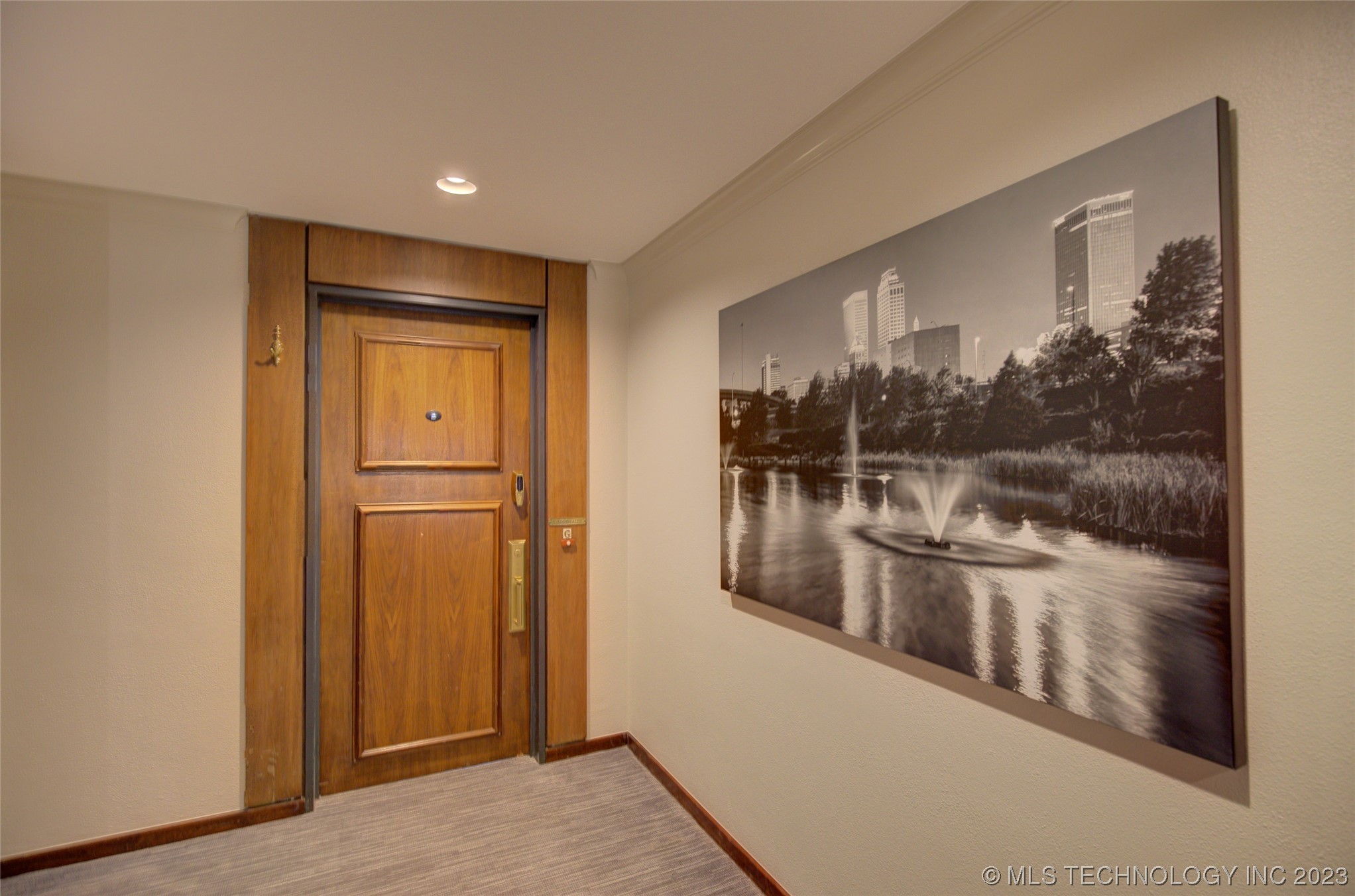 2300 S Riverside Drive 17G