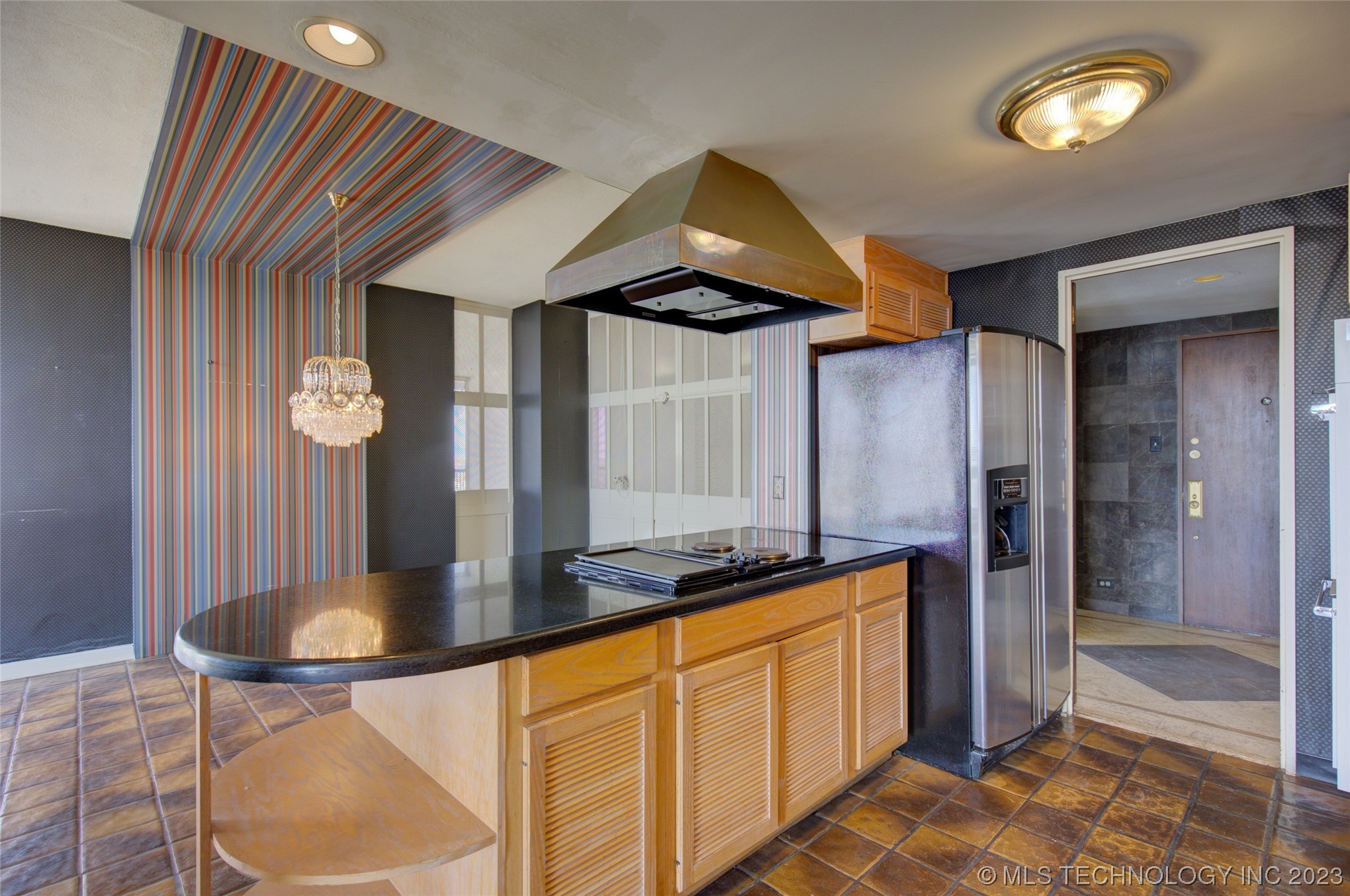 2300 S Riverside Drive 17G