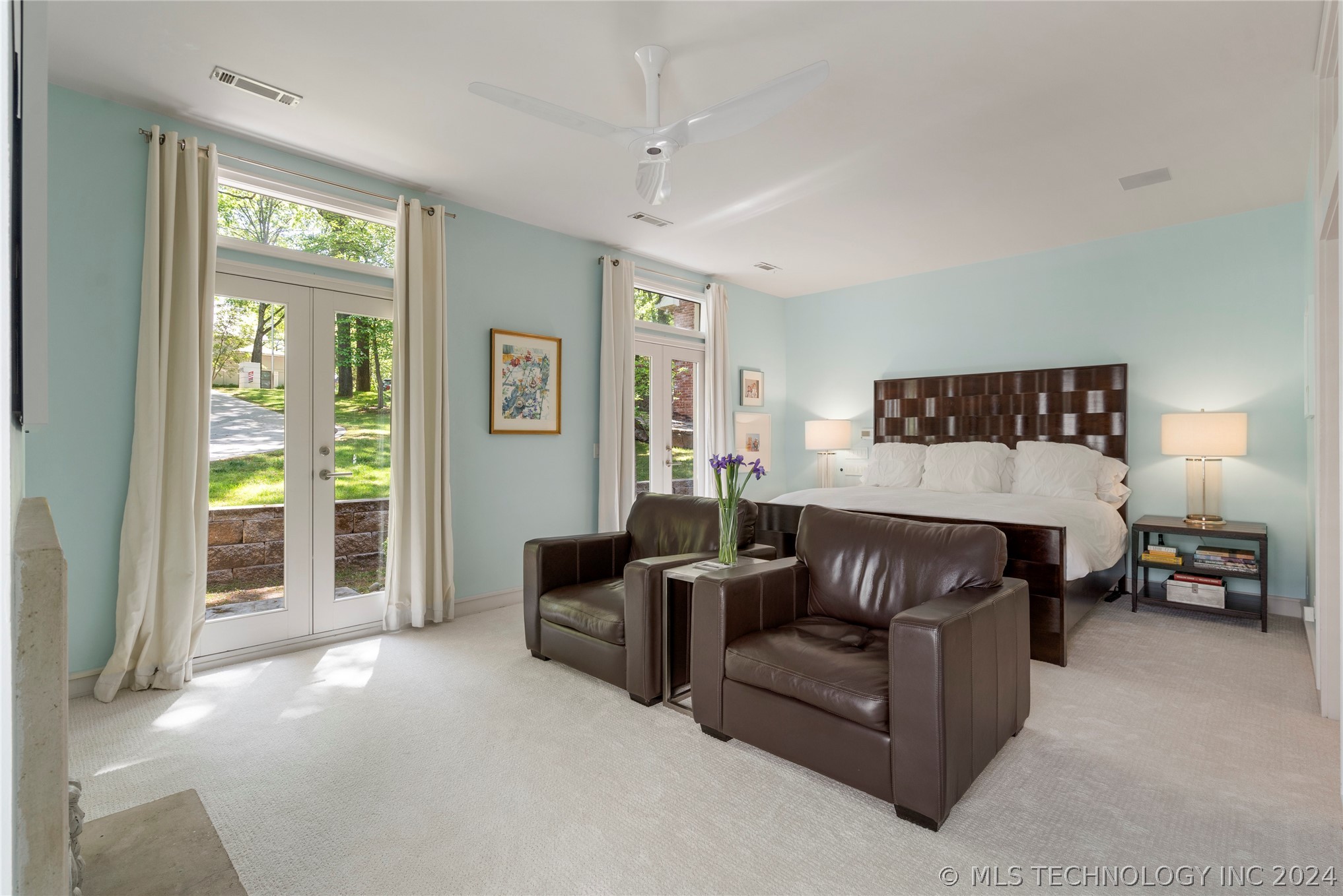 9710 S Urbana Avenue