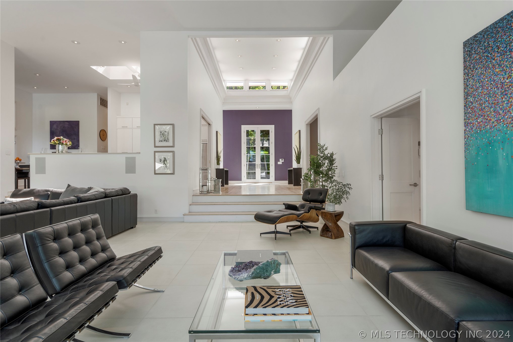 9710 S Urbana Avenue