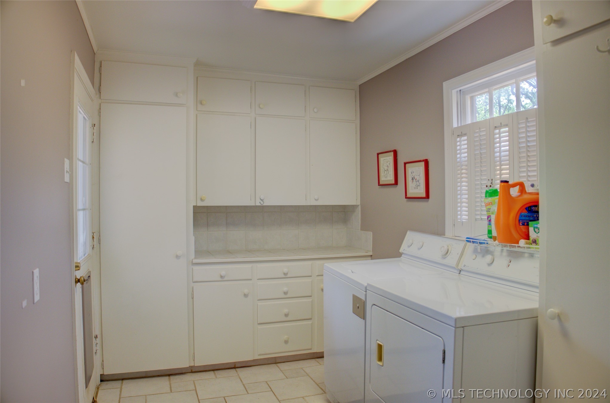 3818 S Florence Place